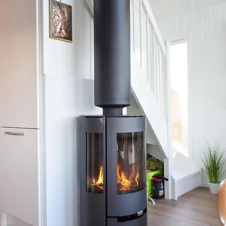 Lovely In With Kitchen Feriehus *