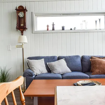 Lovely In With Kitchen * Moi (Lund)