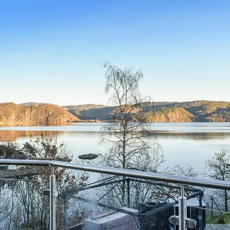 Lovely In With Kitchen Moi (Lund)